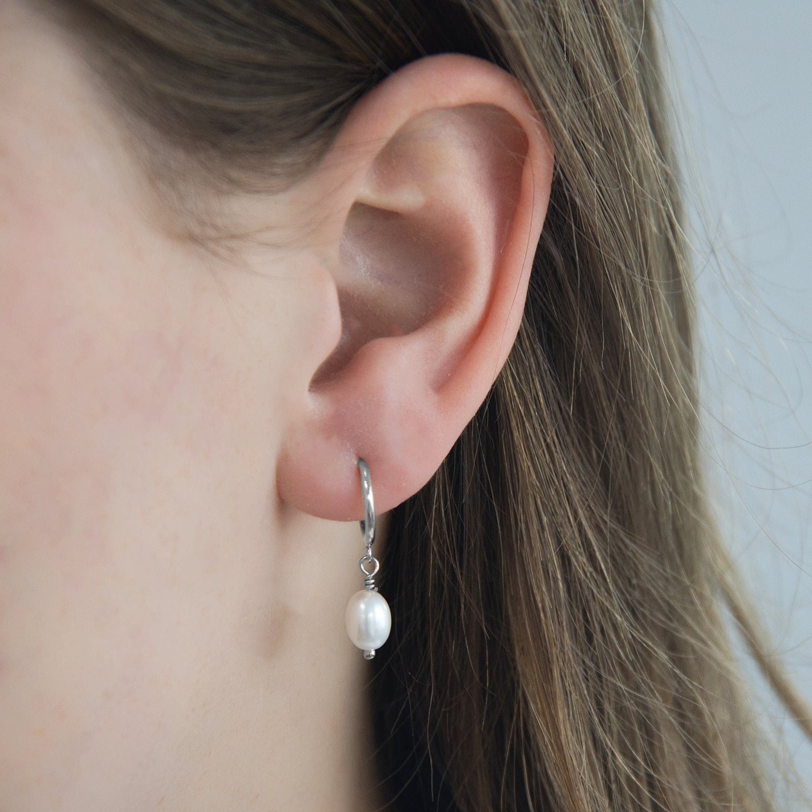 freshwater pearl hoop earrings lifestyle silver 