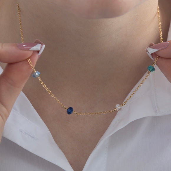 family birthtstone necklace gold with four birthstones 