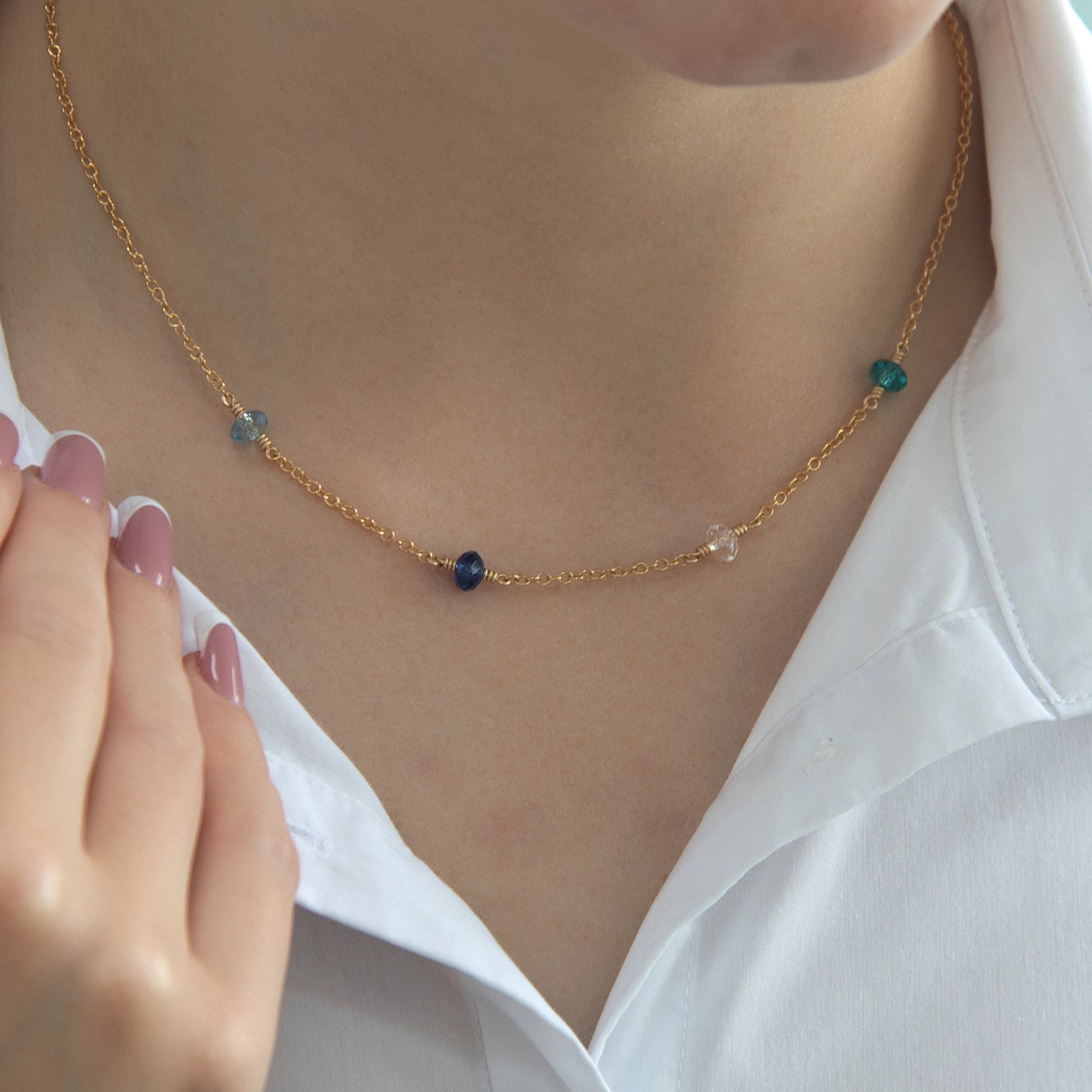 family birthstone necklace with four birthstones lifestyle 