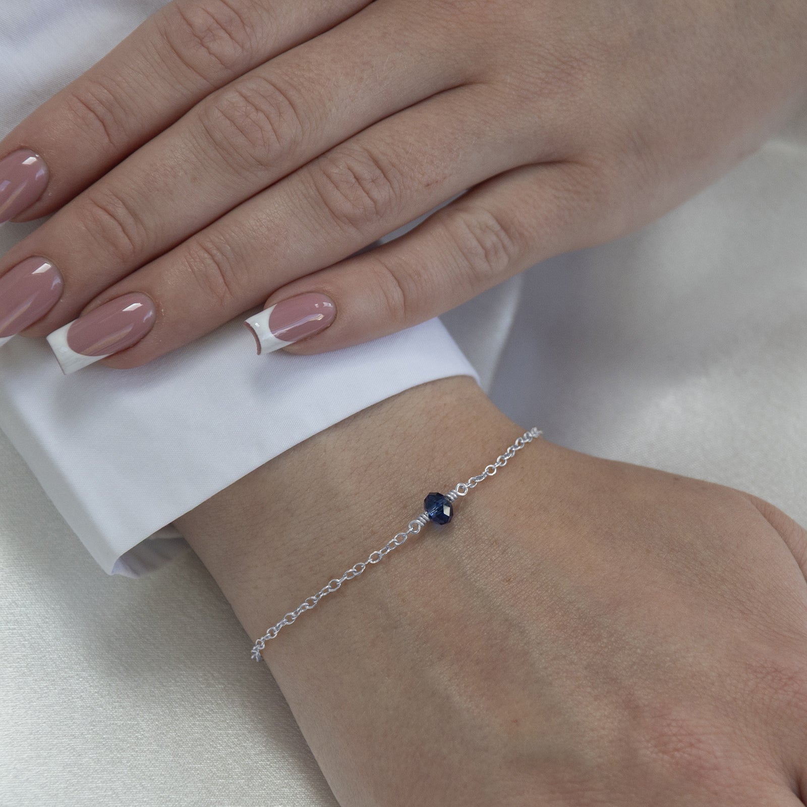 september_birthstone_bracelet_silver_on_a_model