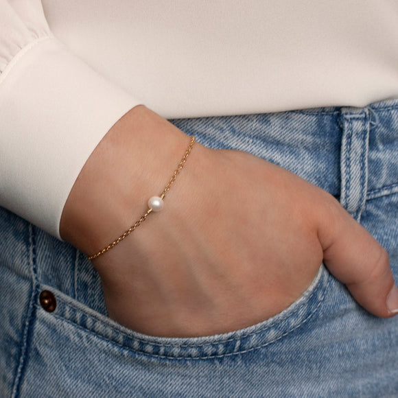 GRACE Floating Freshwater Pearl Bracelet Silver - Lulu + Belle Jewellery